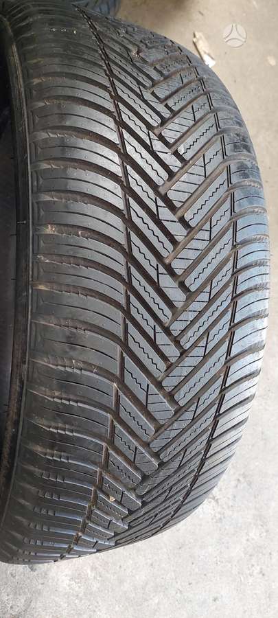 Hankook, всесезонные 235/50 R18