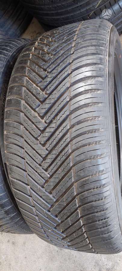 Hankook, всесезонные 235/50 R18