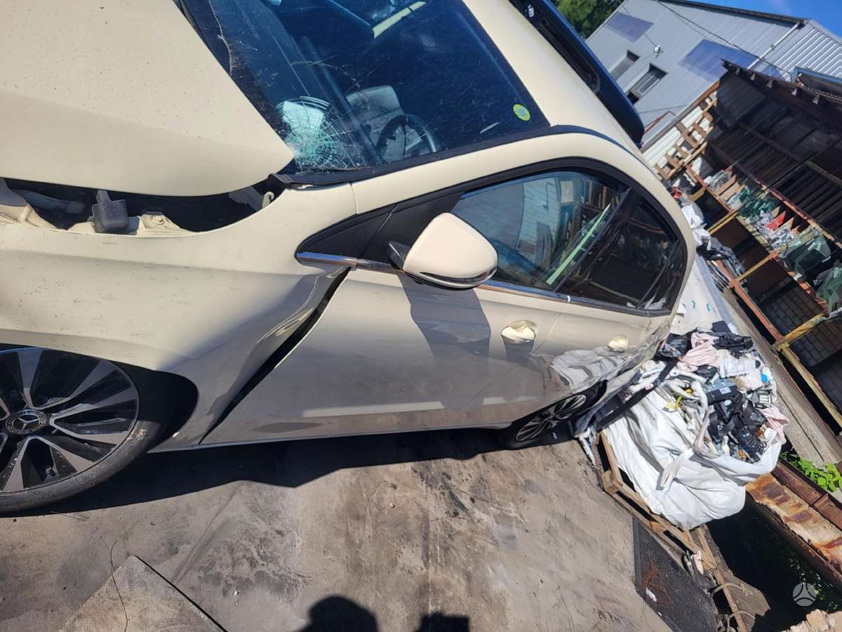 Mercedes-Benz B klasė dalimis