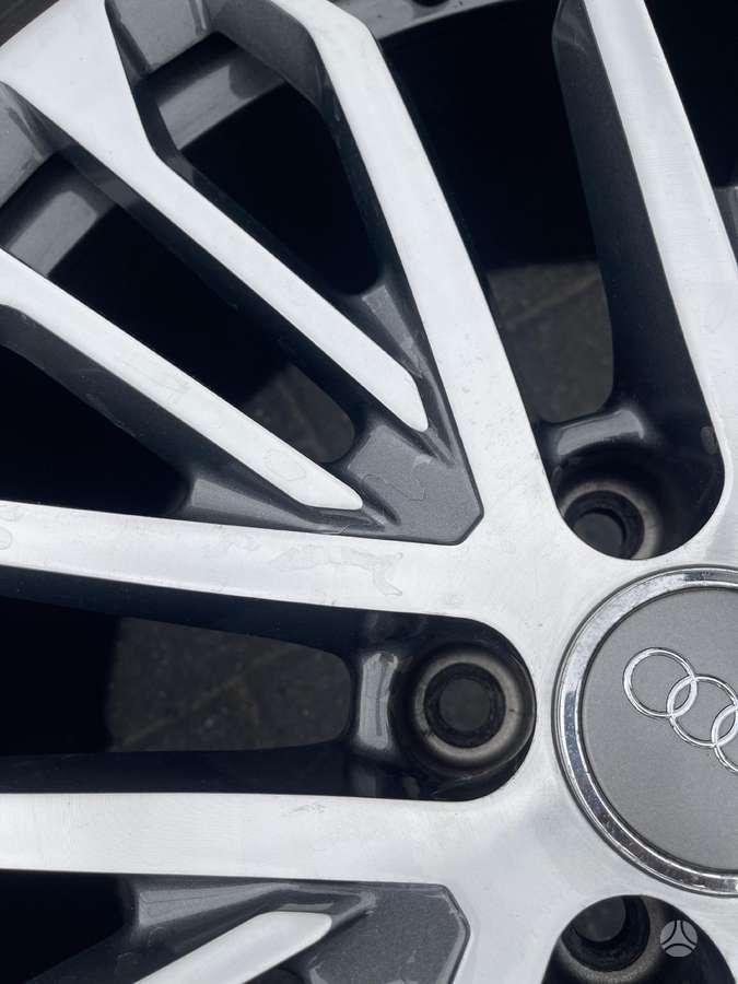 Audi, light alloy, R20