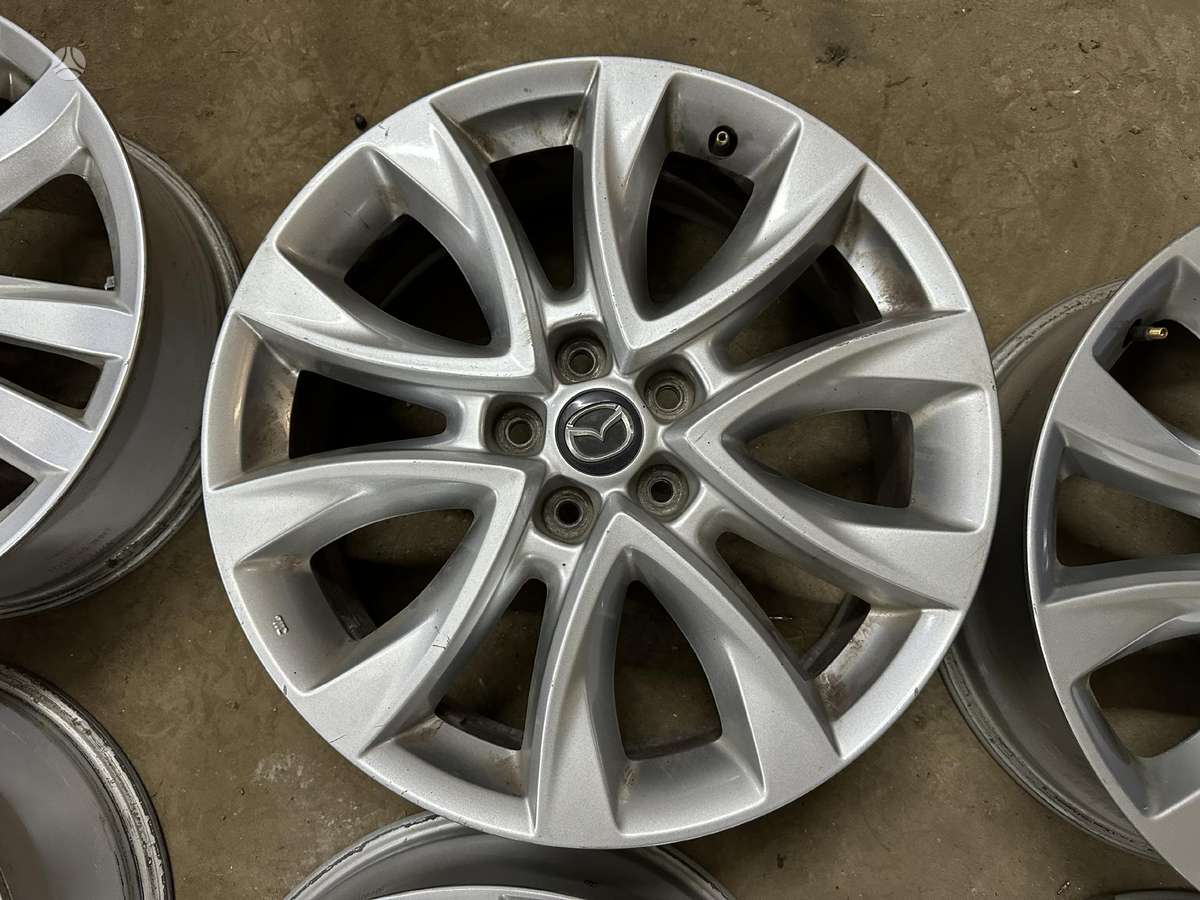 Mazda, vieglmetāla, R19
