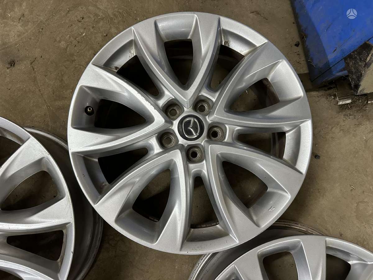 Mazda, vieglmetāla, R19