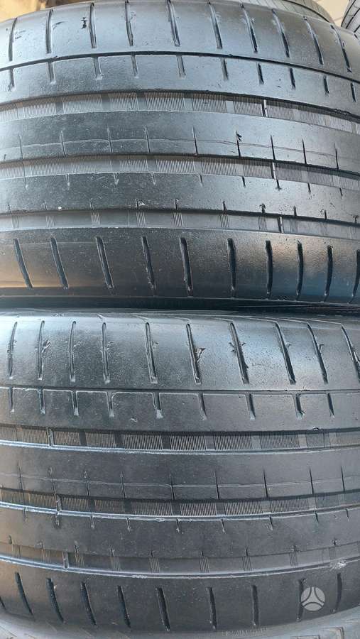 Pirelli , Continental, всесезонные 275/35 R20