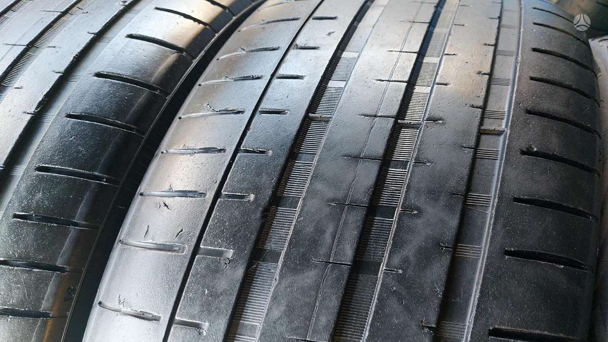 Pirelli , Continental, всесезонные 275/35 R20