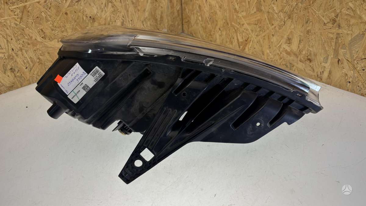 Dodge Durango, CS450B111L, Cen28171