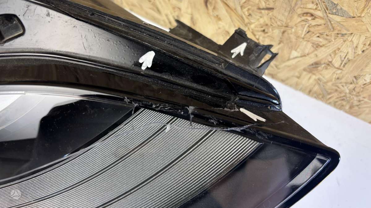 Tesla Model 3, 151495300C, Cen28242