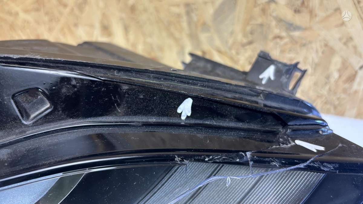 Tesla Model 3, 151495300C, Cen28242