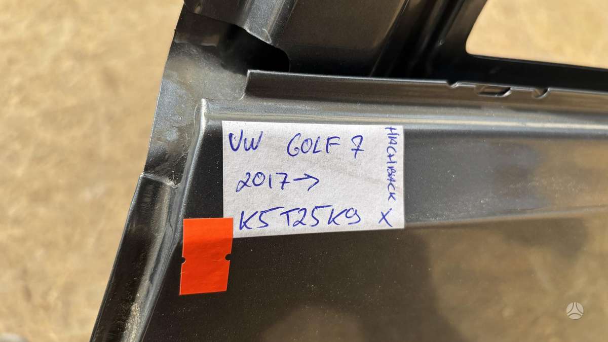 Volkswagen Golf Cen28257