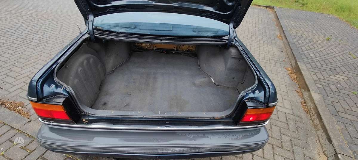 Mazda 929, 3.0 l., Седан
