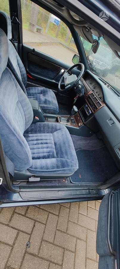Mazda 929, 3.0 l., Седан