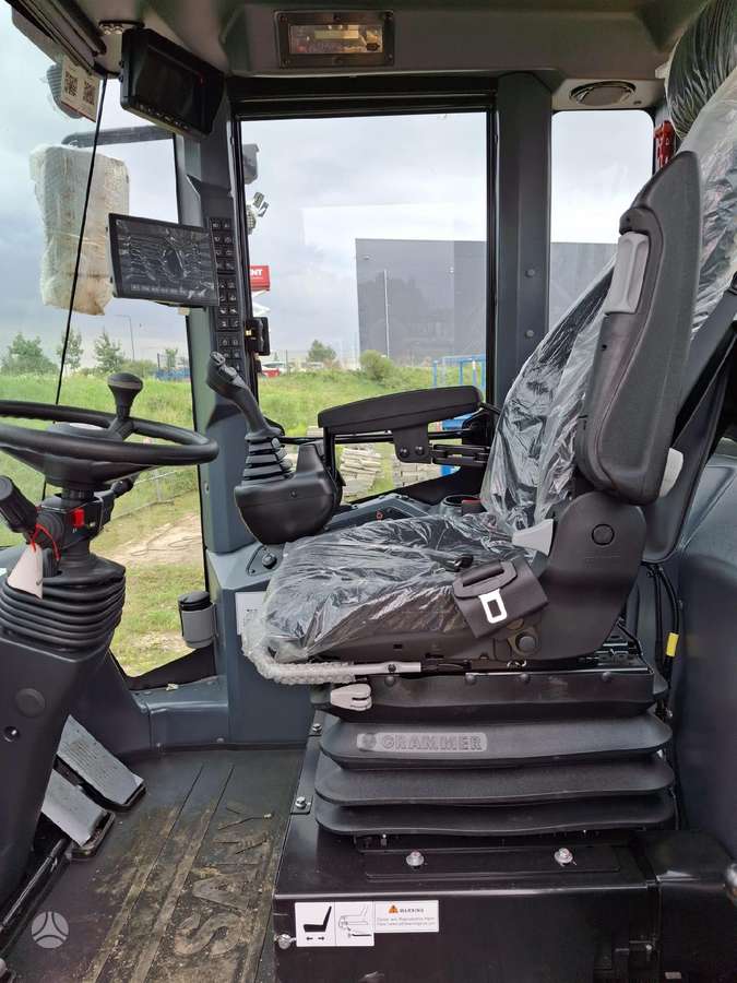 SANY SW405K, фронтальные погрузчики