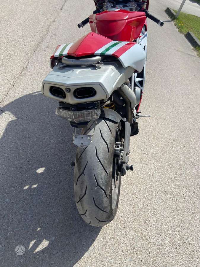 Ducati 749, superbikes