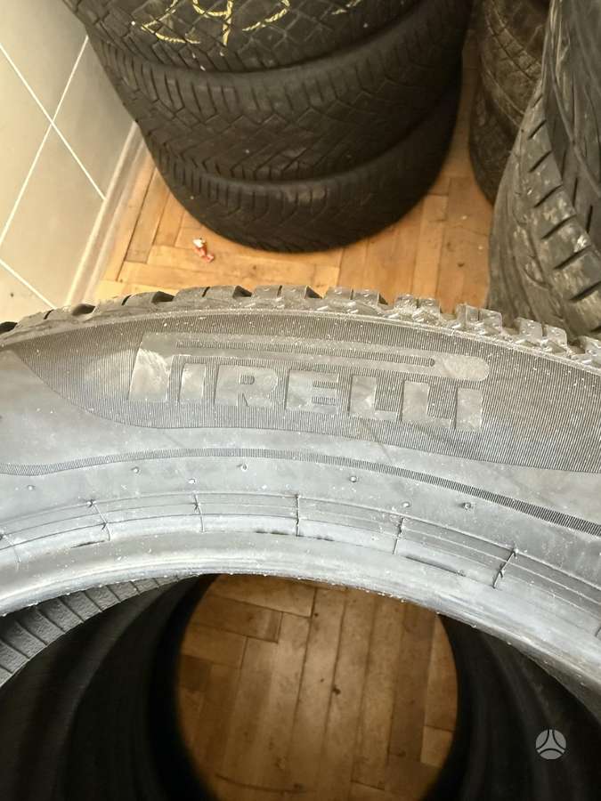 Pirelli Scorpion SF, всесезонные 235/50 R19