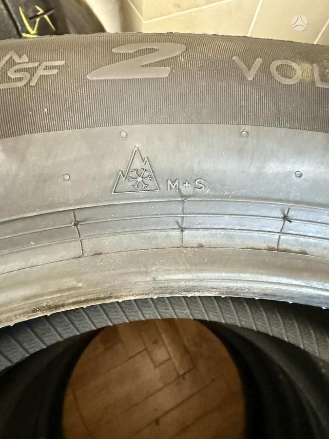 Pirelli Scorpion SF, всесезонные 235/50 R19