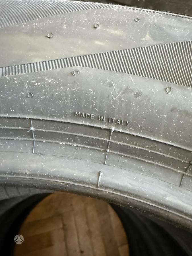 Pirelli Scorpion SF, всесезонные 235/50 R19