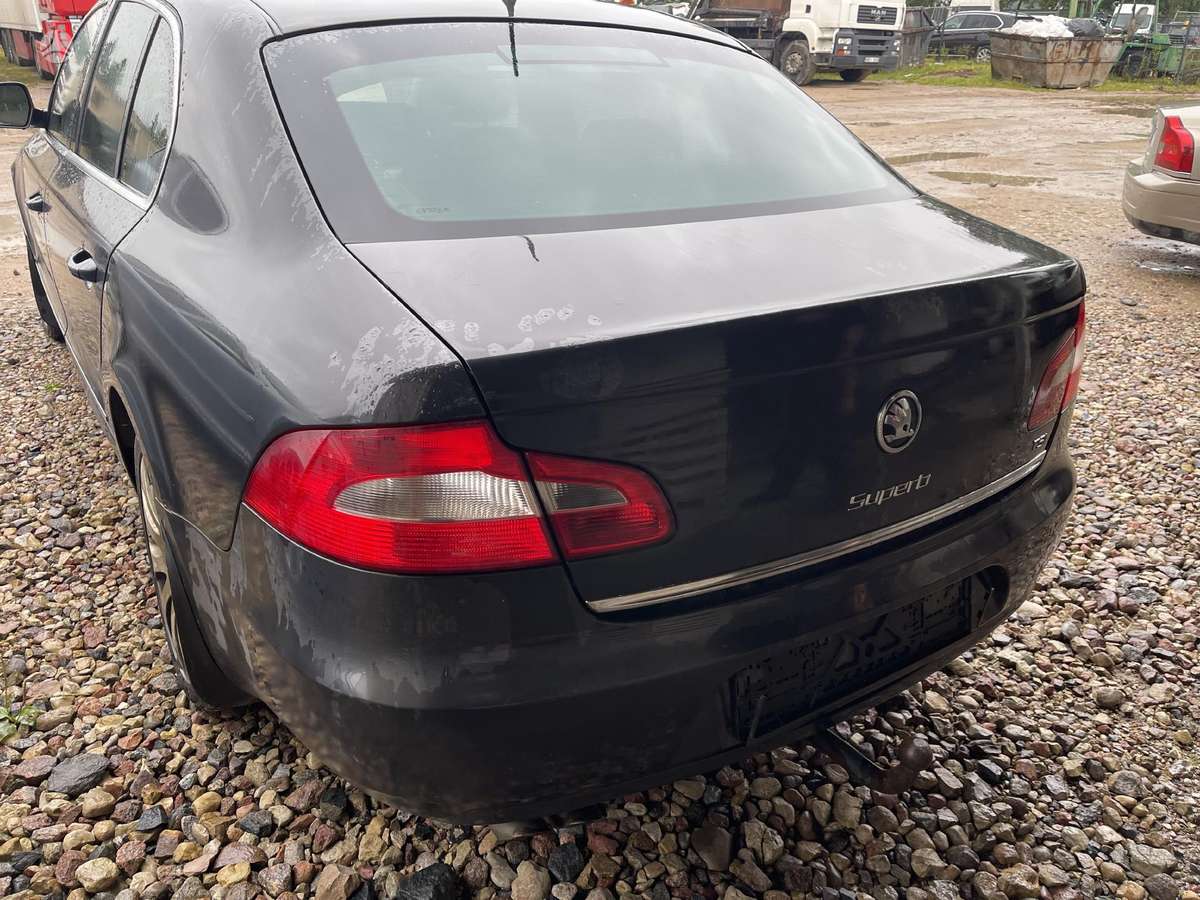 Skoda Superb for parts