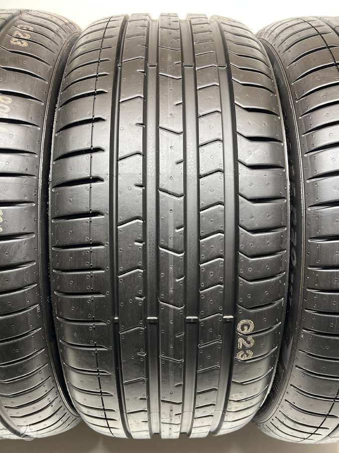Pirelli P-Zero Seal + 99% 2021m, summer 245/35 R20