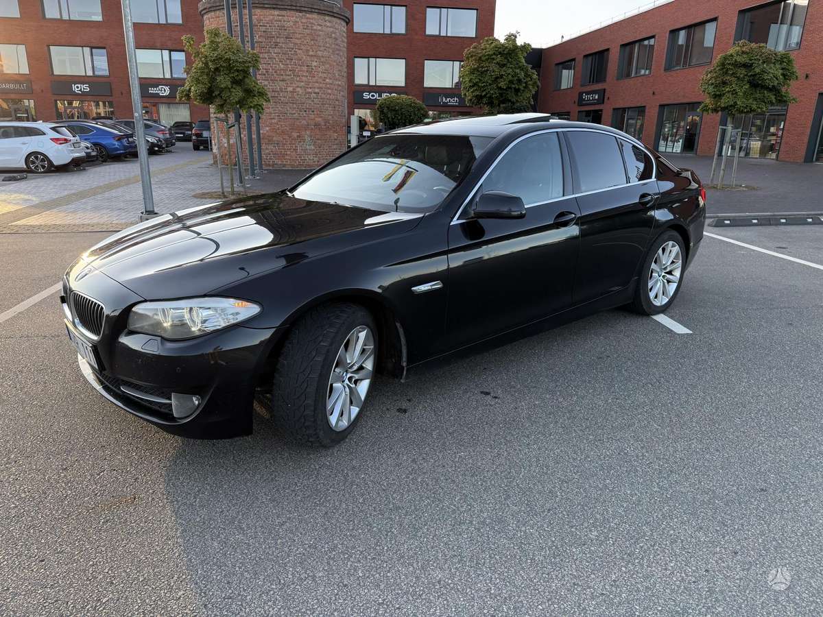 BMW 520, 2.0 l., sedans