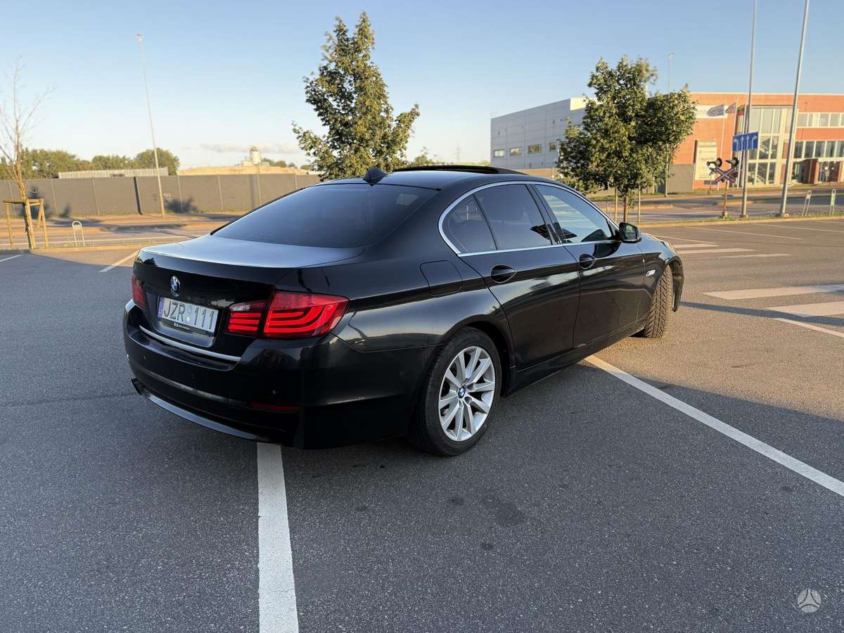 BMW 520, 2.0 l., sedans