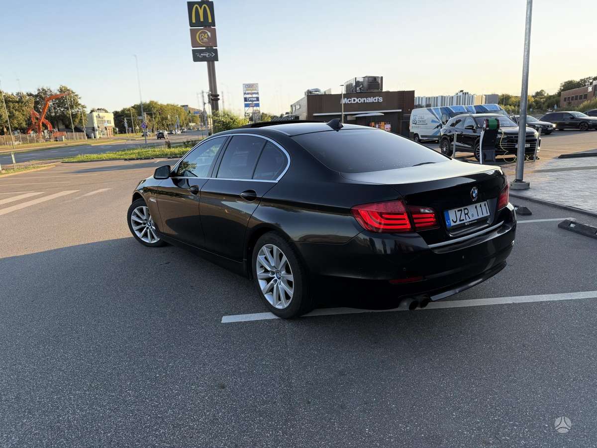 BMW 520, 2.0 l., sedans