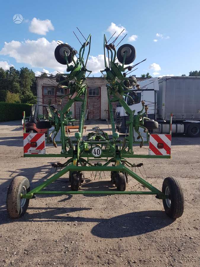 Krone KWT 850, ārdītāji