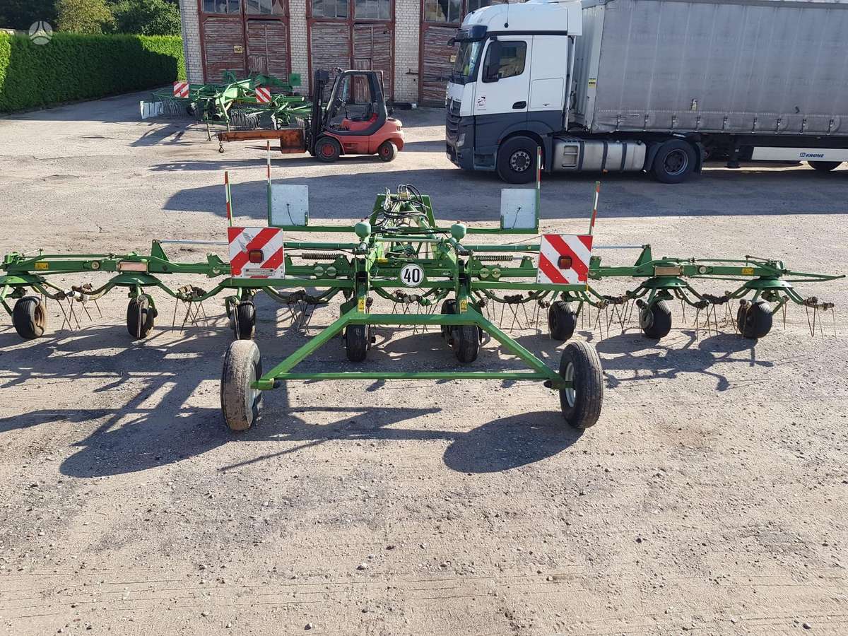 Krone KWT 850, ārdītāji
