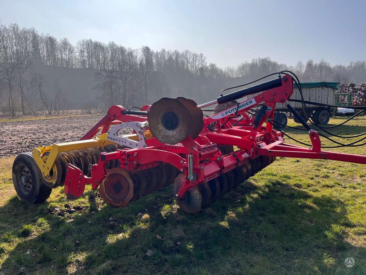 Pöttinger Terradisc 4001, scrapers, scrubbers
