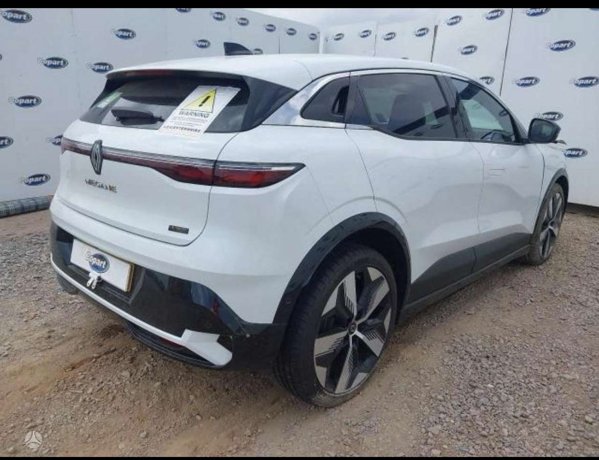 Renault Megane E-Tech for parts. Dalimis 60kwh