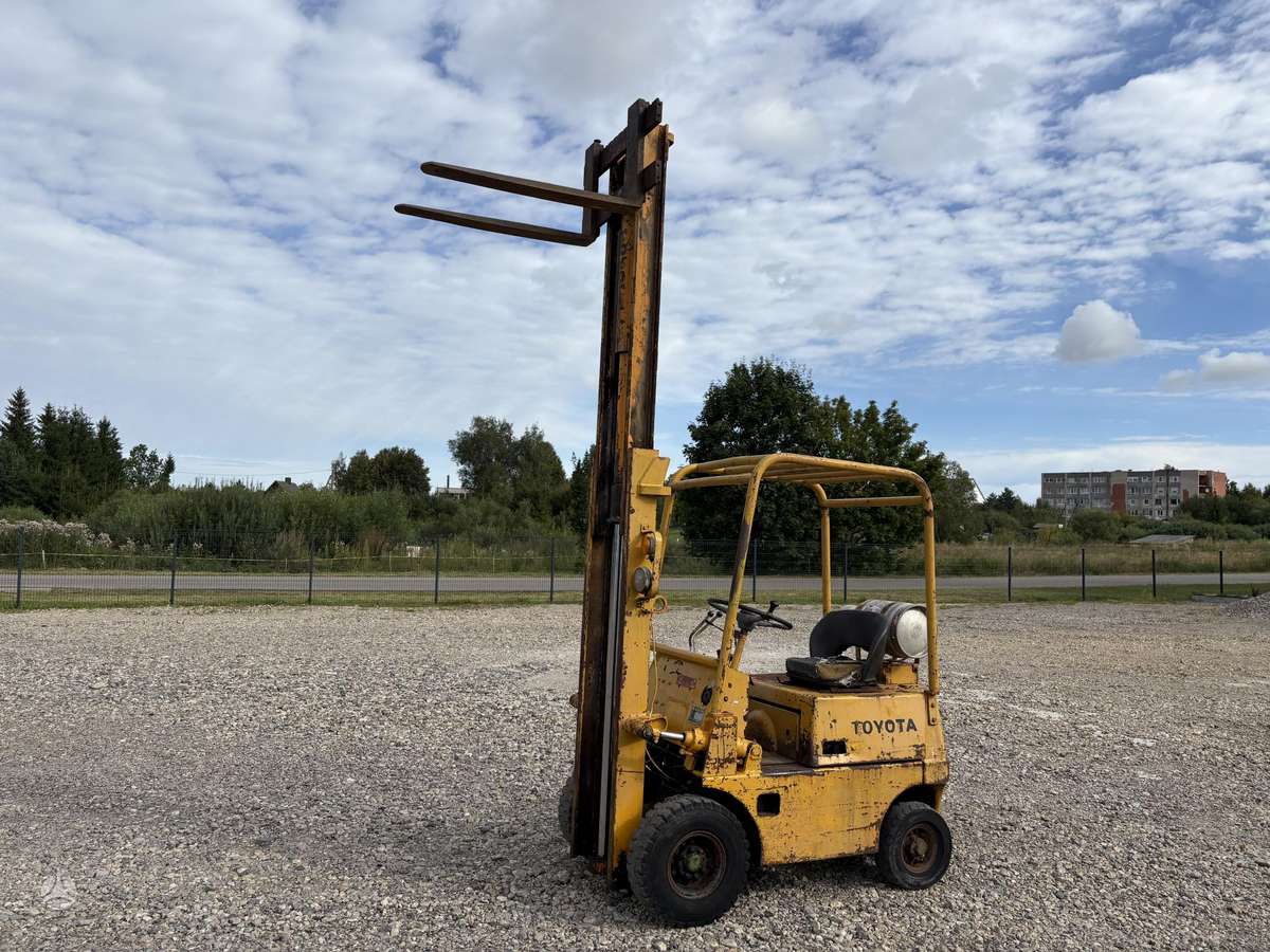 Toyota 2FG14, forklifts