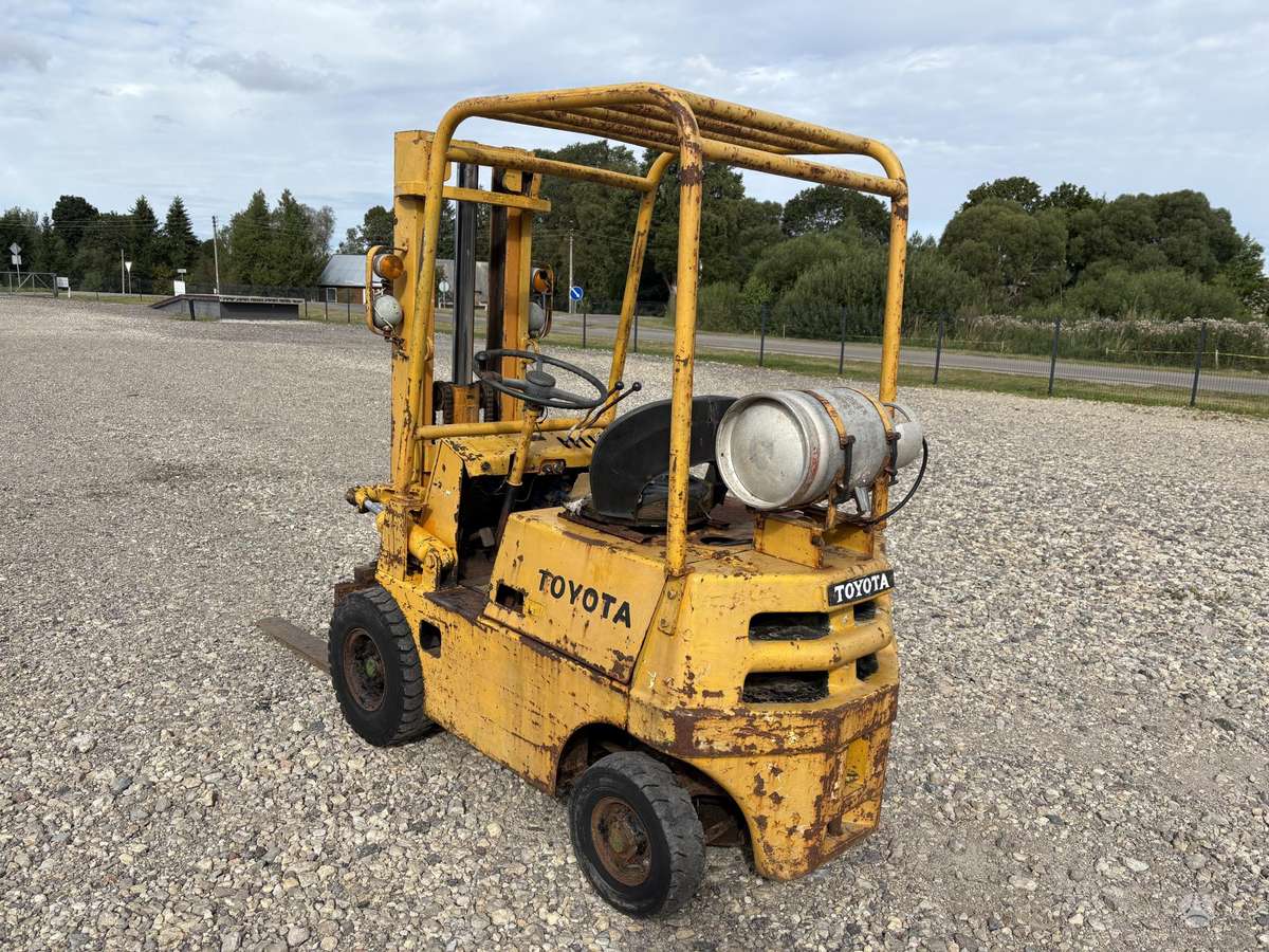 Toyota 2FG14, вилочные погрузчики