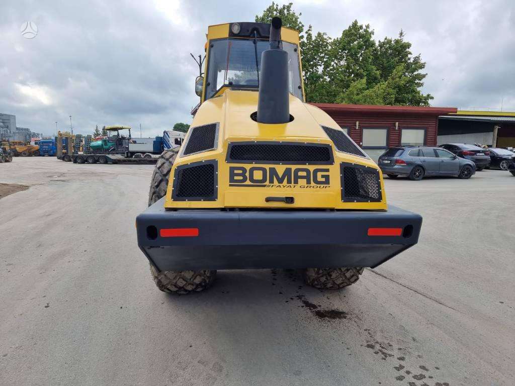 Bomag BW213 DH-4, вибромашины