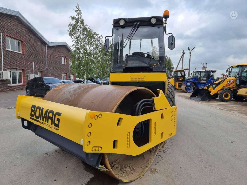 Bomag BW213 DH-4, вибромашины