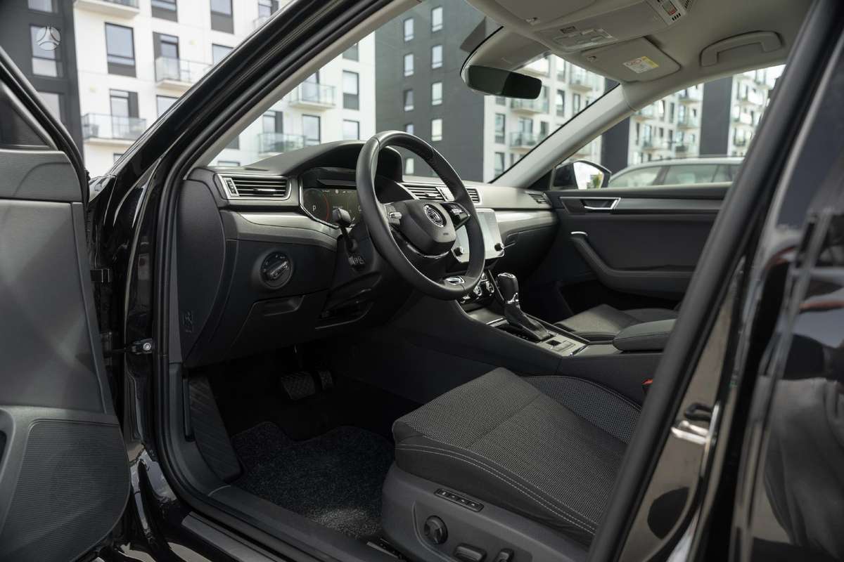 Škoda Superb - 12