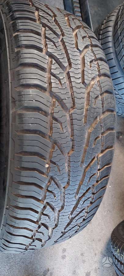 Uniroyal, всесезонные 215/55 R17