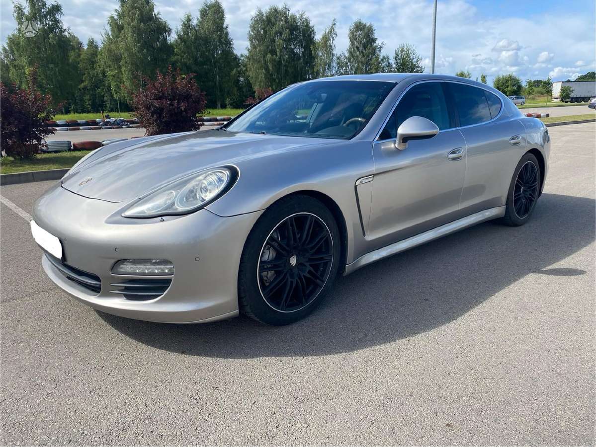 Porsche Panamera, 4.8 l., hatchback