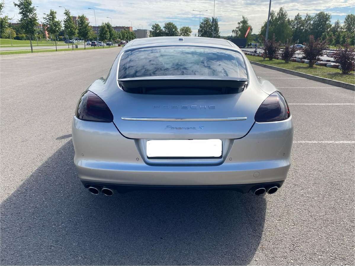 Porsche Panamera, 4.8 l., hatchback