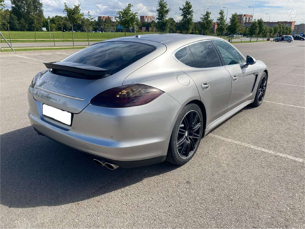Porsche Panamera, 4.8 l., hatchback