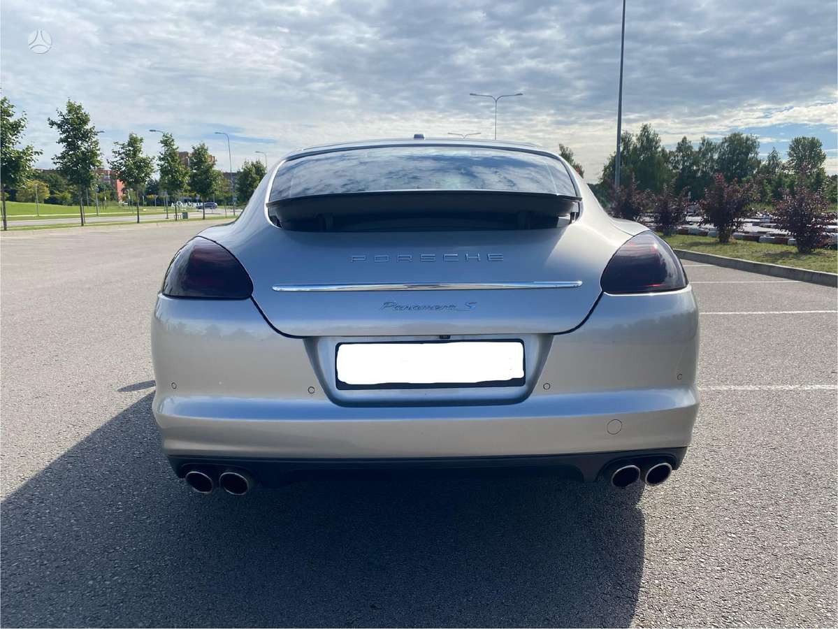 Porsche Panamera, 4.8 l., hatchback