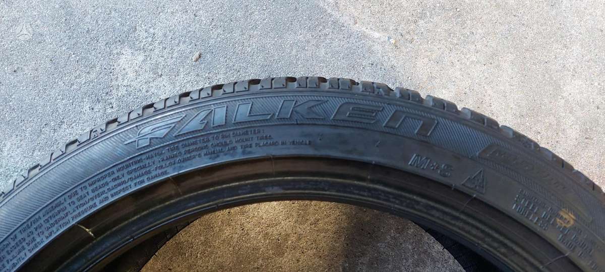 Falken, winter 225/45 R18