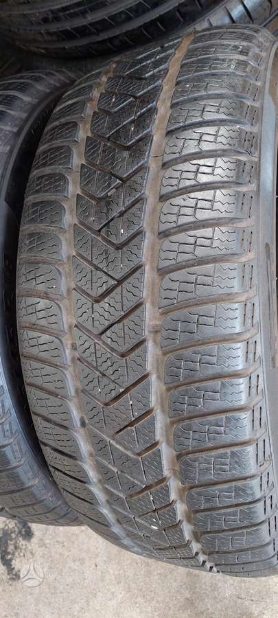 Pirelli, winter 225/45 R18