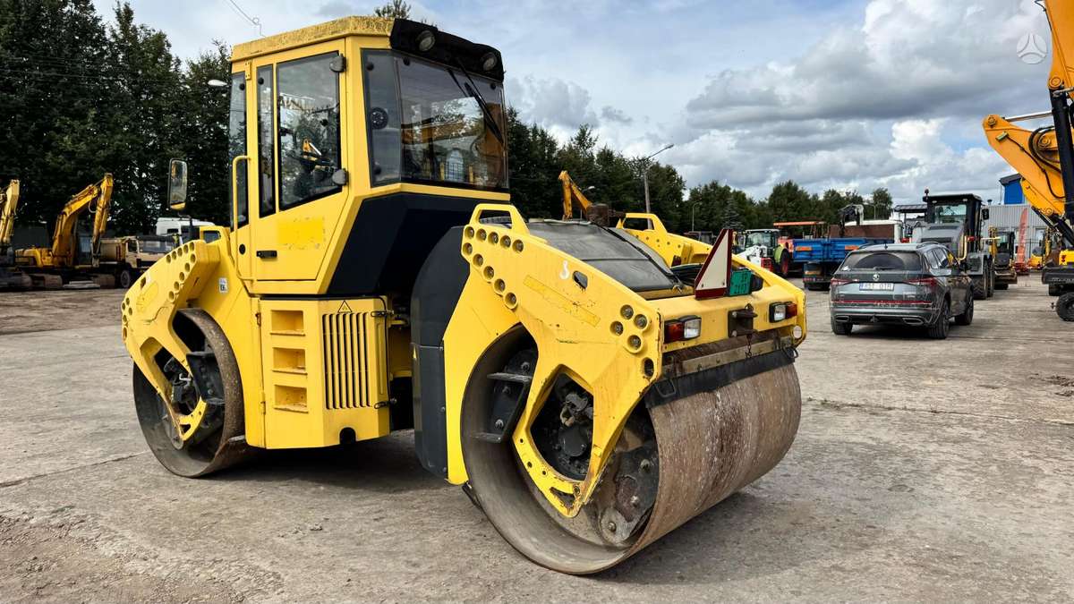 Bomag BW 154 AD-4, вибромашины