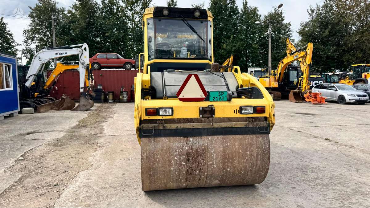 Bomag BW 154 AD-4, vibrator / compactor