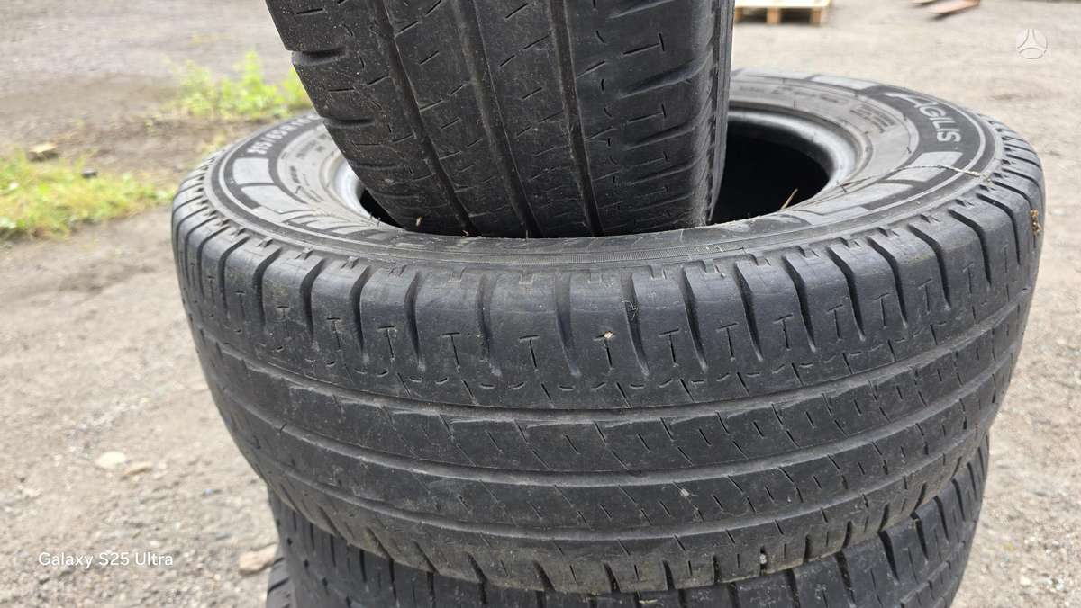 Michelin Agilis, летние 215/65 R16