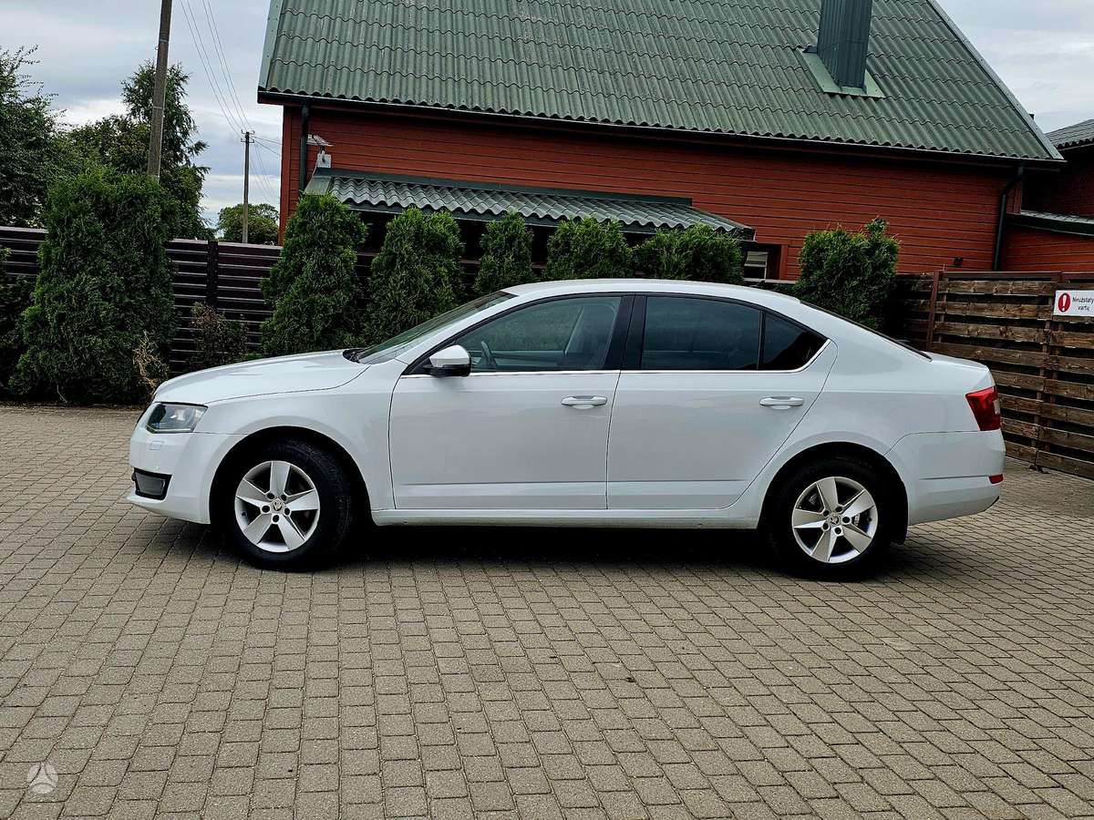 Skoda Octavia, 1.6 l., hatchback