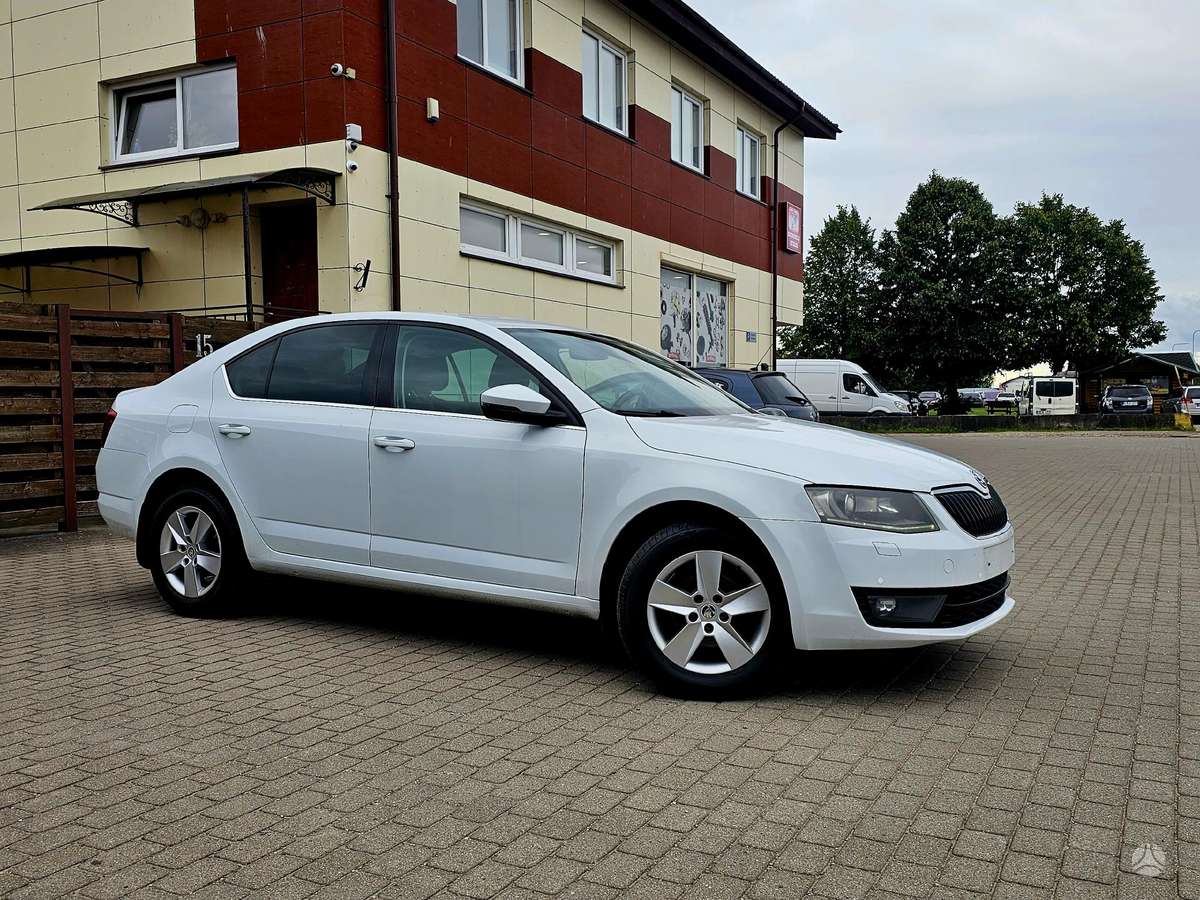 Skoda Octavia, 1.6 l., hatchback