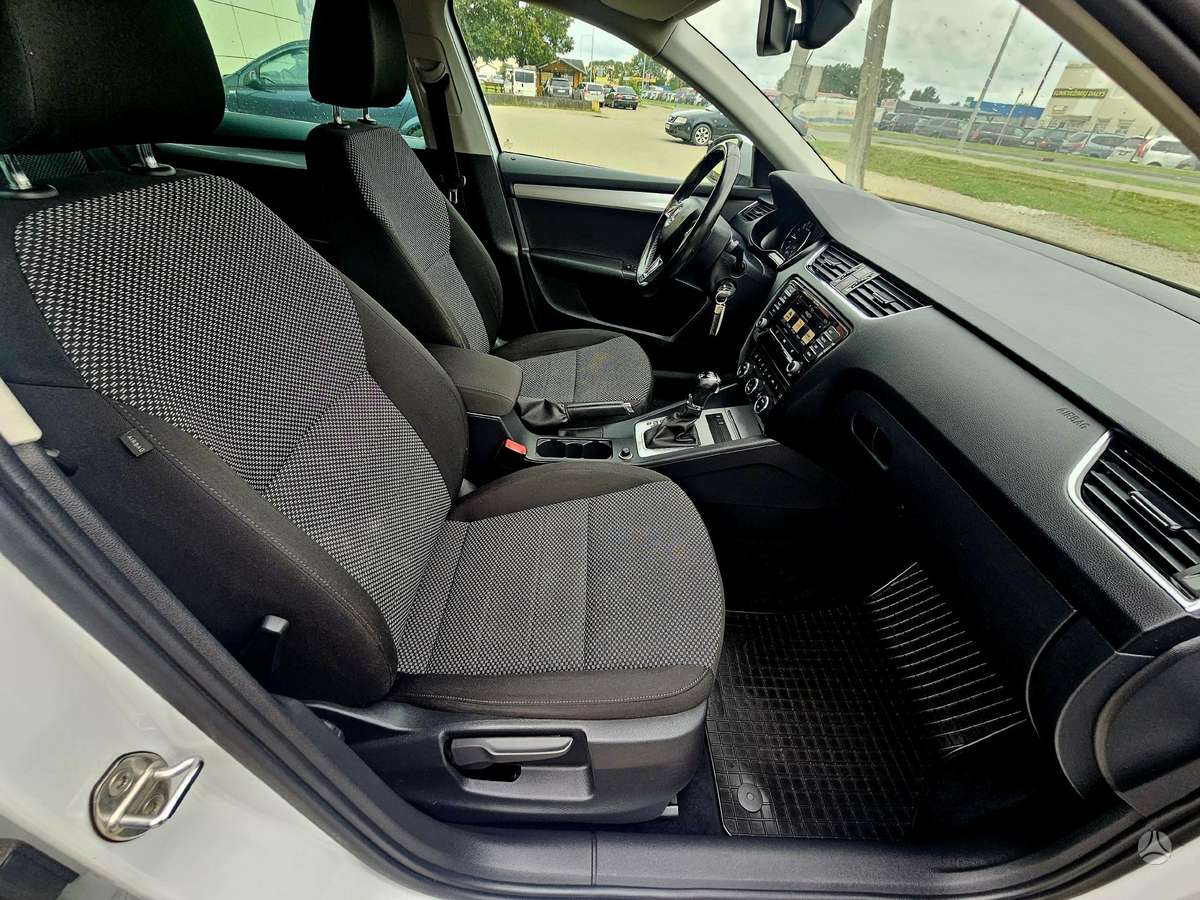 Skoda Octavia, 1.6 l., hatchback