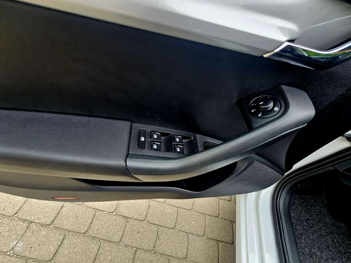 Skoda Octavia, 1.6 l., hatchback