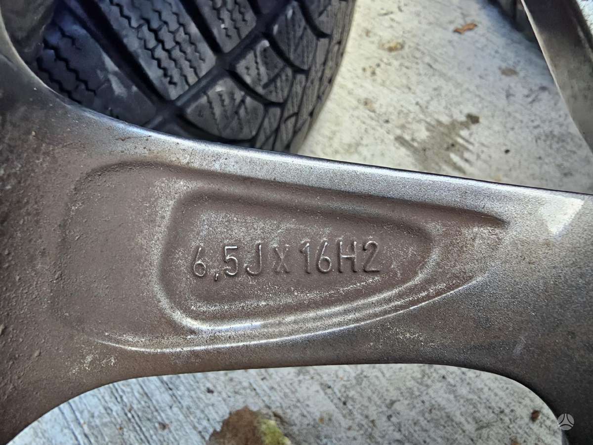 Hyundai, lengvojo lydinio, R16