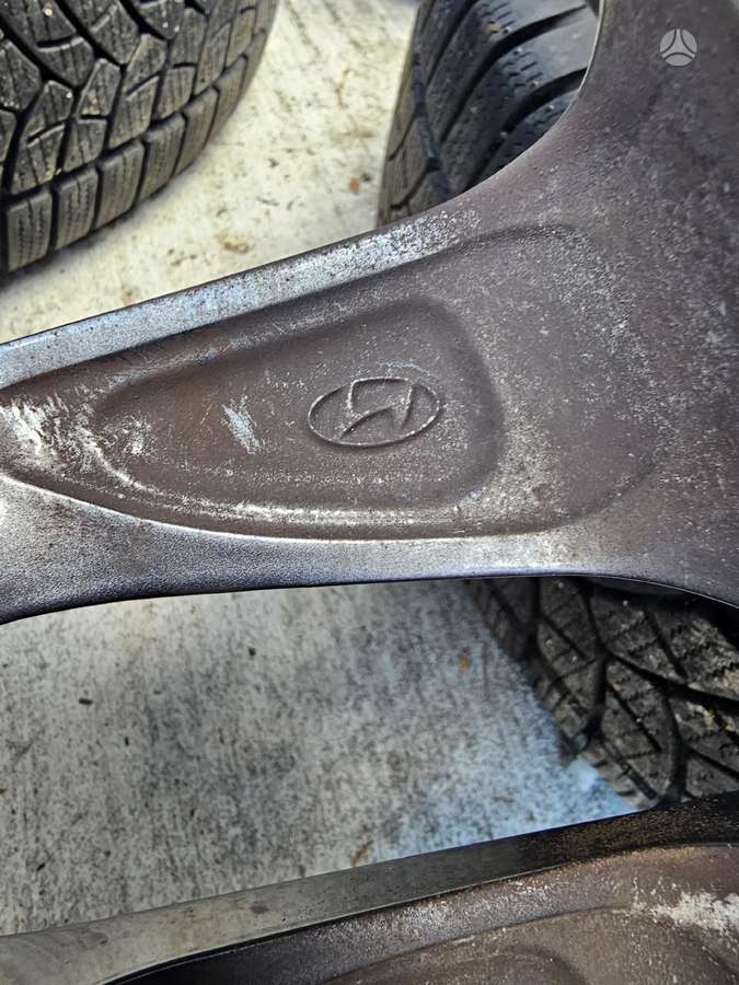Hyundai, lengvojo lydinio, R16