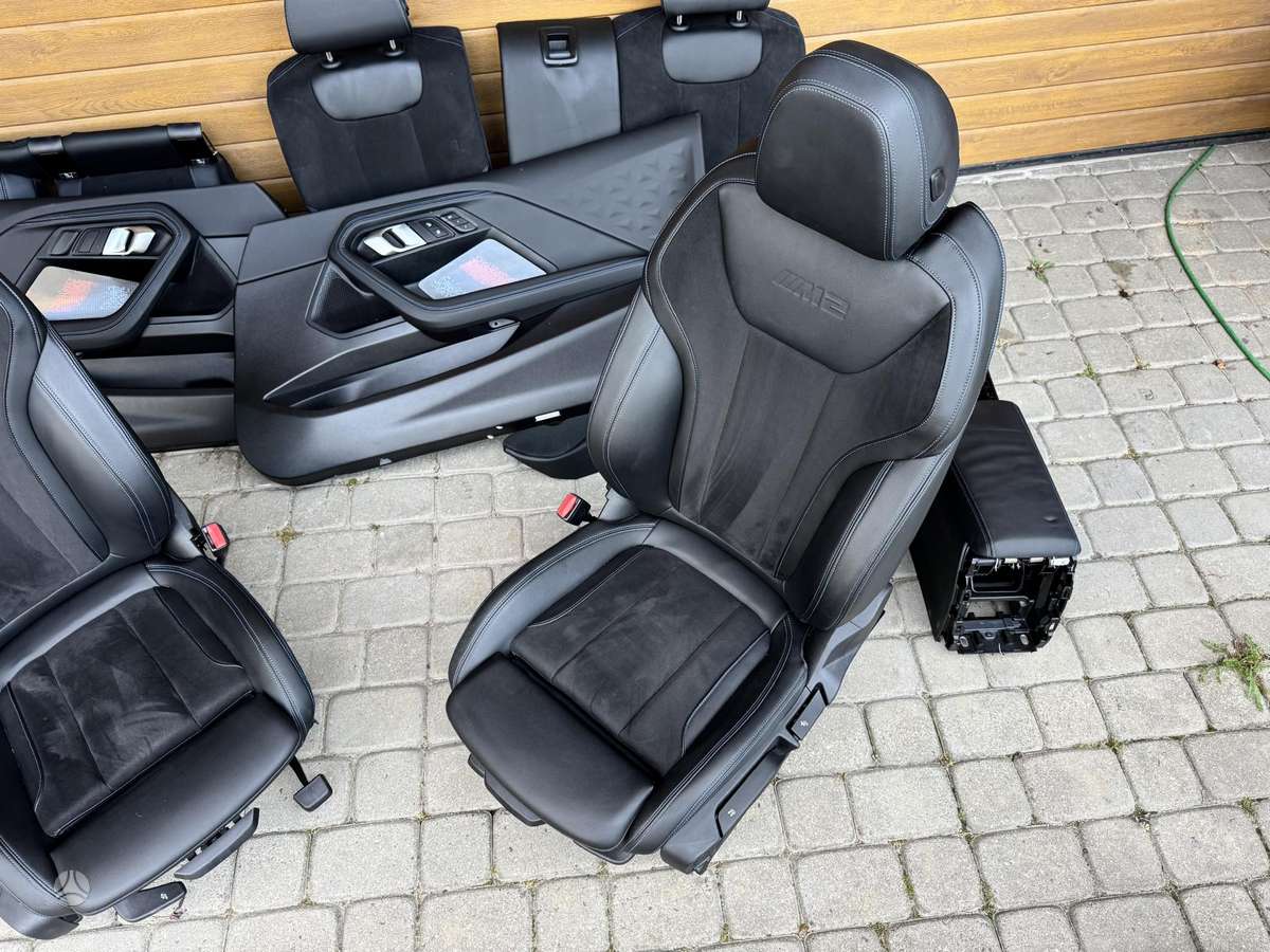 BMW M2, pilnas salonas, interior parts